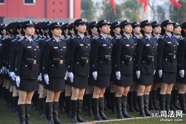 女警风采-1.jpg