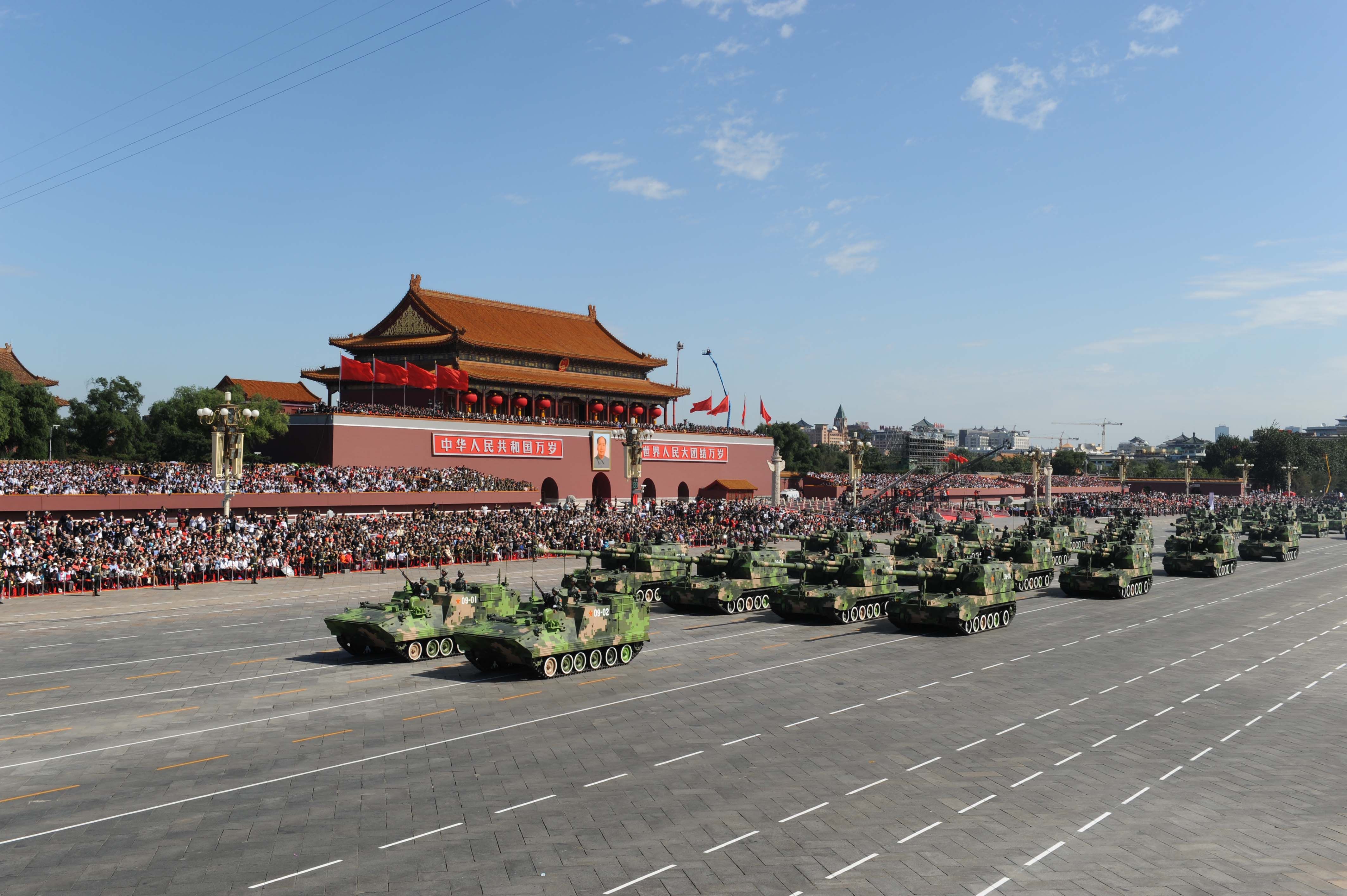 2、2008年北京国庆大阅兵高清晰摄影图片大图（珍藏版）.jpg